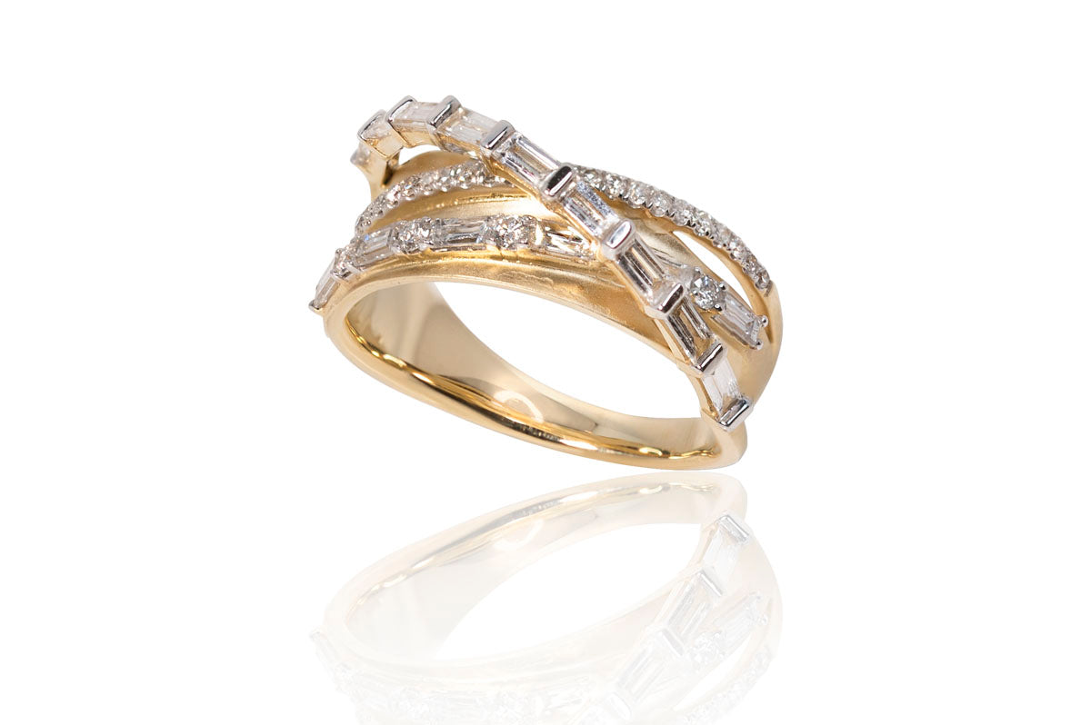 Noble Luxury Style Diamond Gold Over Silver Criss-Cross Ring - China  Jewelry Rings and Promise Rings price | Made-in-China.com
